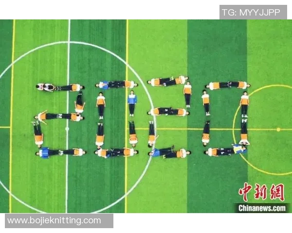 足球场上的魅力天使：这张球星最帅瞬间定格了他无与伦比的风采