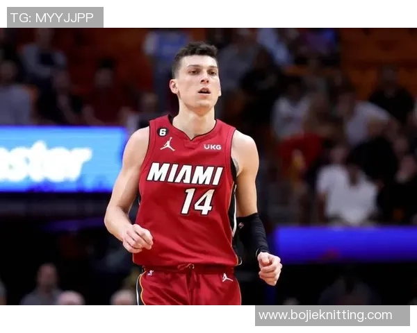 足球世界巨星风采展示:盘点当代白人球员的辉煌与传奇 足球世界巨星风采展示:盘点当代白人球员的辉煌与传奇